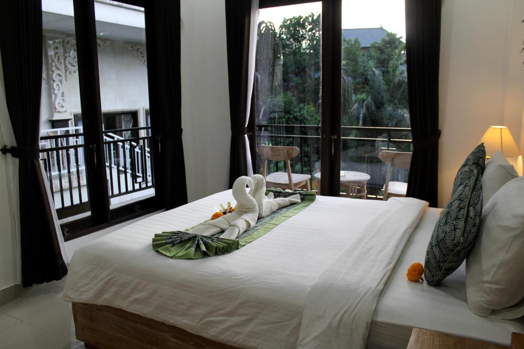 Hanaka Riverside Ubud Exterior foto