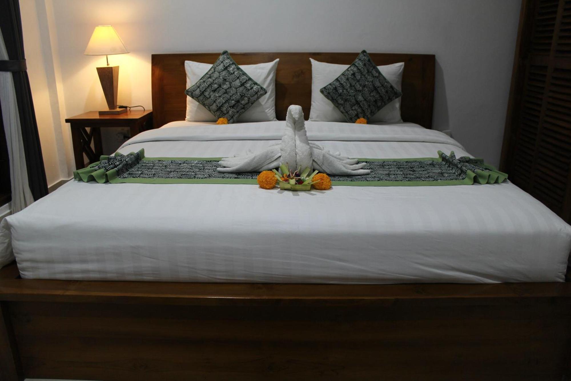Hanaka Riverside Ubud Exterior foto